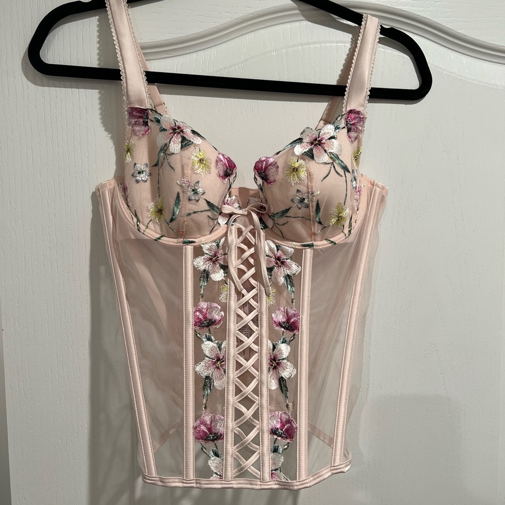 NWT Victoria’s Secret Corset Top
